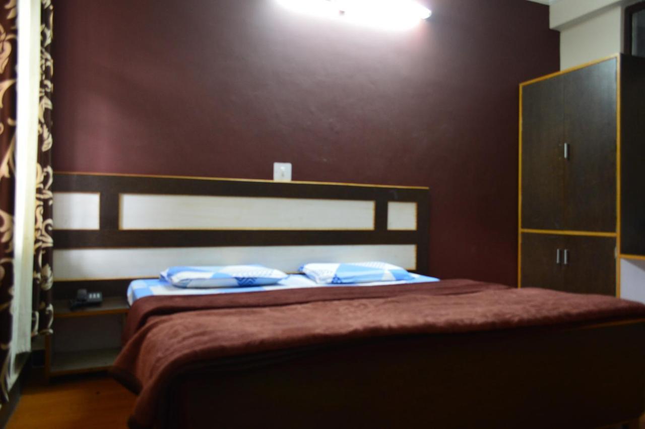 Dharamkot Inn Dharamshala Buitenkant foto